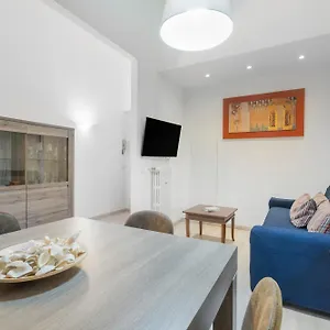 https://appartamento-incantevole-con-patio.it-tuscanyhotel.com